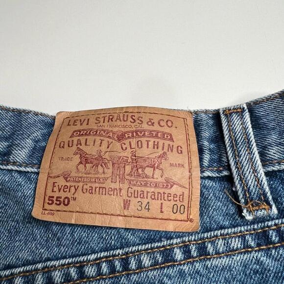Vintage Levi’s 550 Relaxed Fit Denim Shorts Men’s 34 Made in USA Blue Jean Cut - Picture 6 of 9